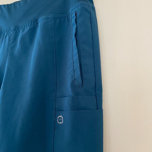 Turquoise scrub top and pants set with pockets XS - Picture 6 of 13